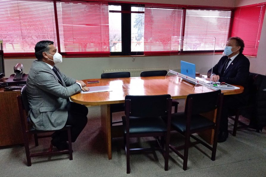 Rector de CFT Aysén sostiene reunión de trabajo con Delegado Presidencial Provincial
